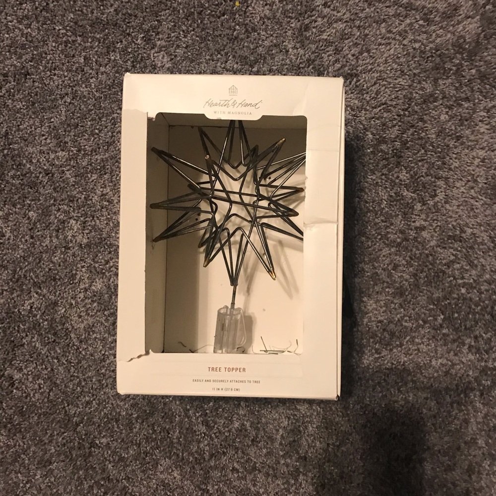 Hearth & Hand tree topper